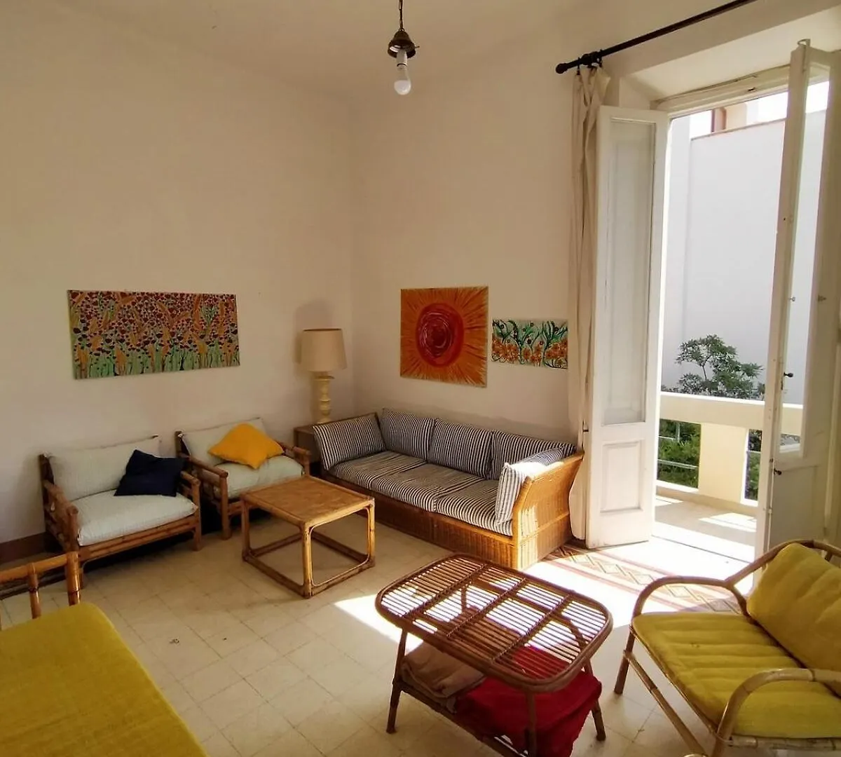 La Casa Bianca Di Fronte Al Mare Apartment Castiglioncello Italy